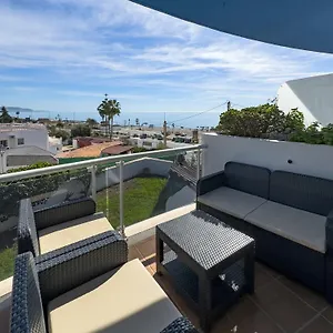 apartamento-el-barco-1-linea-playa-wifi-y-garage.1costadelsol.com/